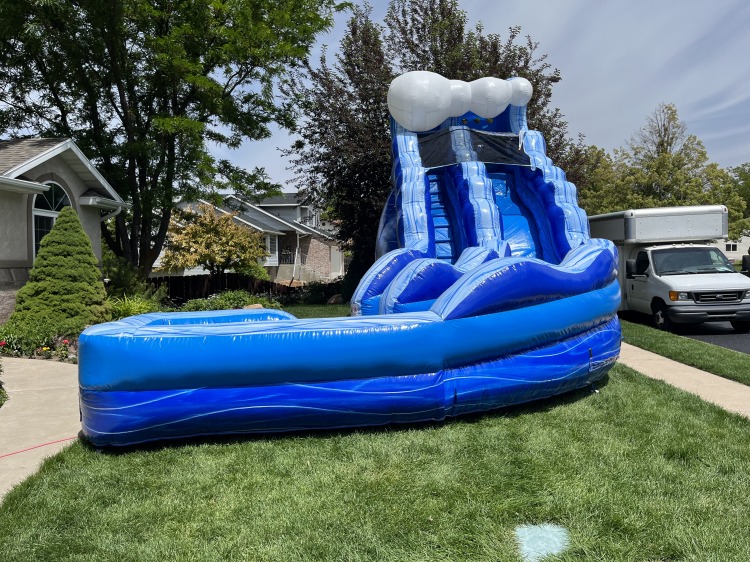 17' Tall Crazy Curve Waterslide