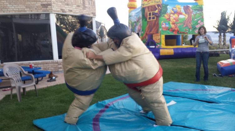 Sumo Wrestling Suits with Mat