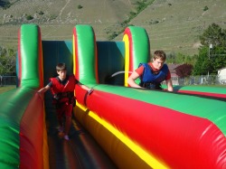 aeab1e277b5a619a44e156f1e2fd9f50 Bungee Run