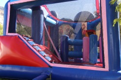 frozencombopic7 895748907 Disney's Frozen Bounce & Slide Combo